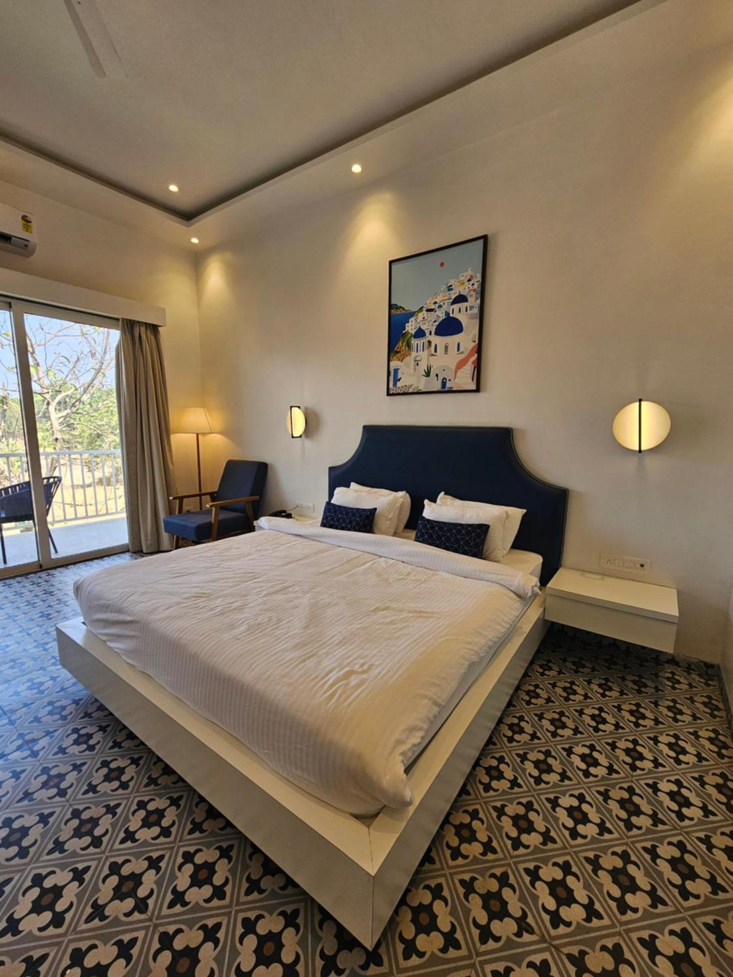 River Estates Luxury Resort & Spa Karjat Luaran gambar