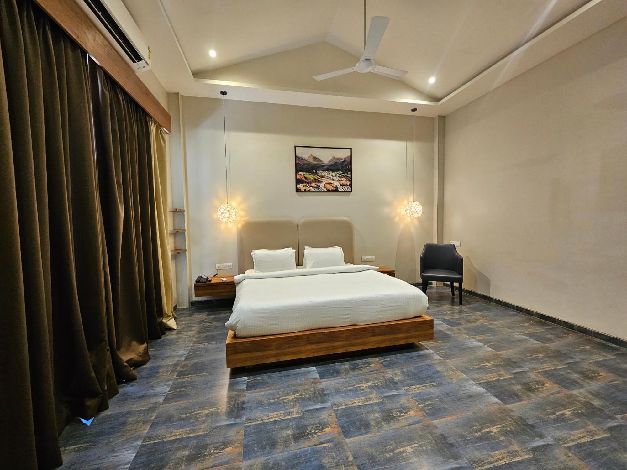 River Estates Luxury Resort & Spa Karjat Luaran gambar